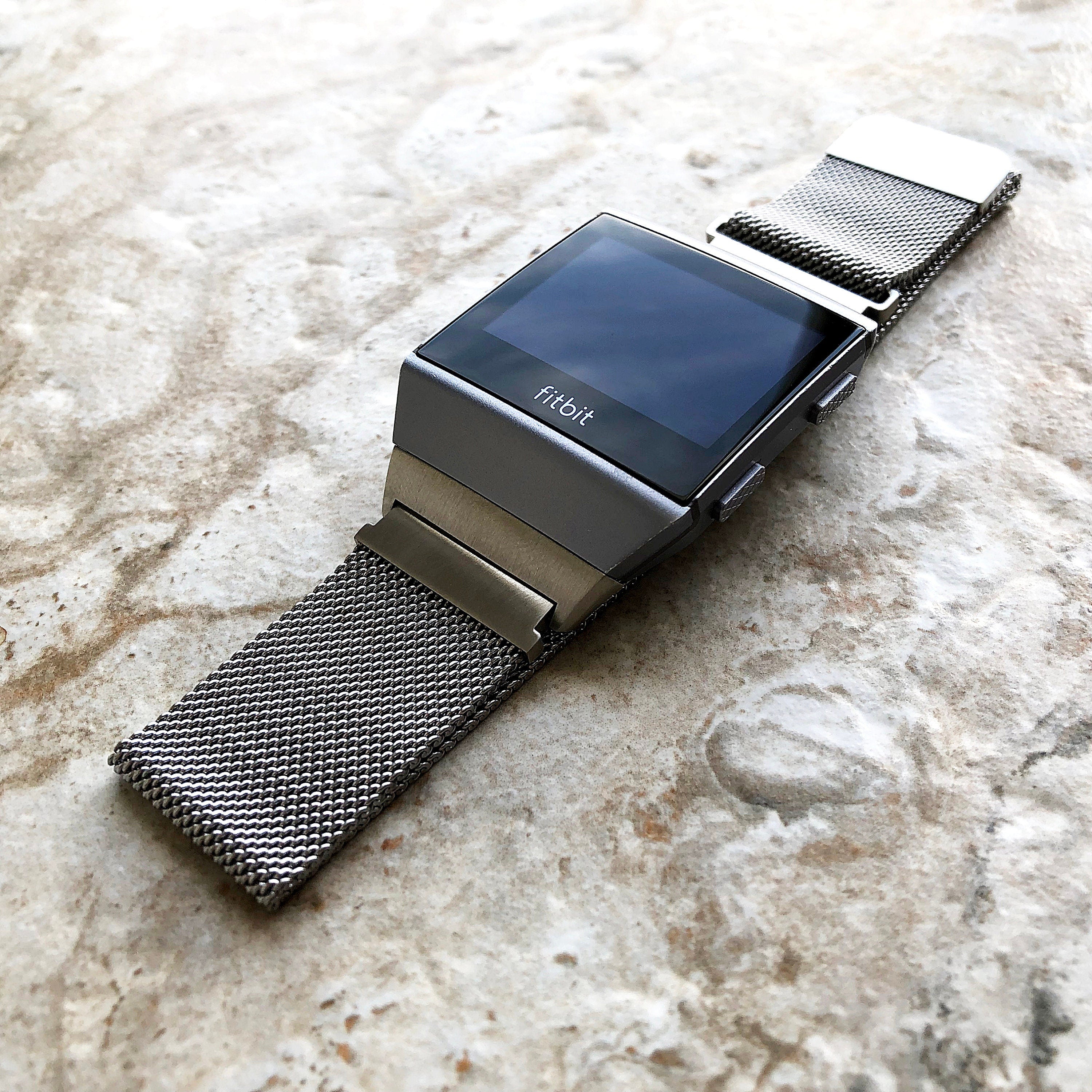 Fitbit Ionic Modern Silver Color Stainless Steel Adjustable Milanese Loop Mesh Band Strap for Watch Band Strap with Quick Release Adapters